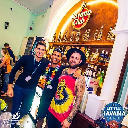 The Little Havana Party Hostel Krakow Luaran gambar