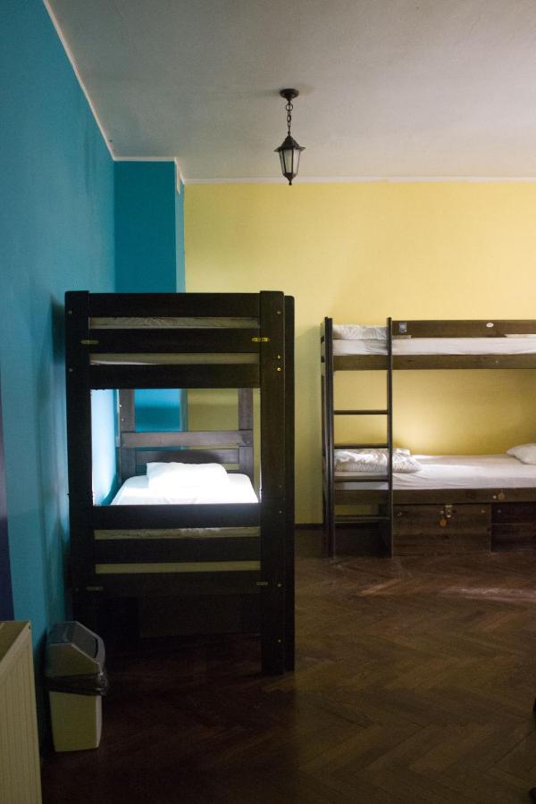 The Little Havana Party Hostel Krakow Luaran gambar